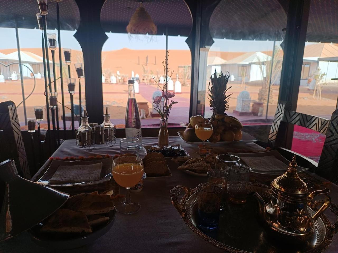 Merzouga Traditional Luxury Camp Zewnętrze zdjęcie