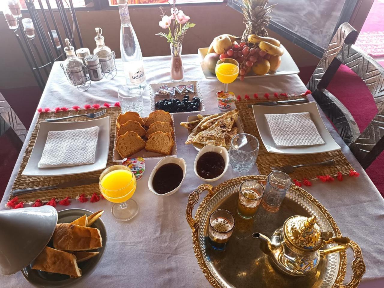 Merzouga Traditional Luxury Camp Zewnętrze zdjęcie